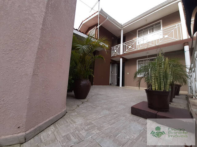 #30 - Casa para Venda em Curitiba - PR - 2