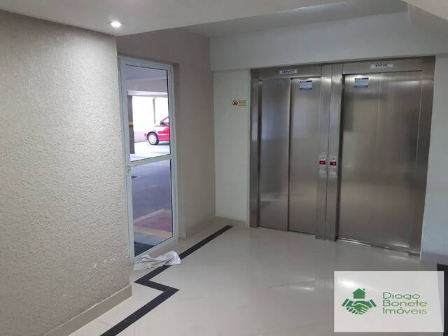 Apartamento para Venda em Pinhais - 4
